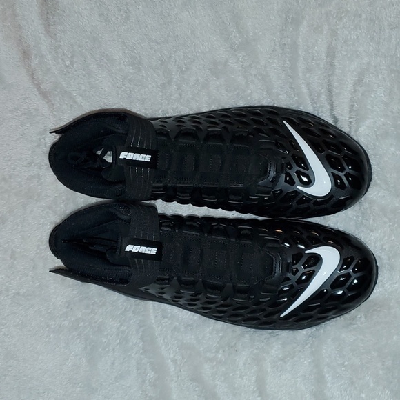 NIKE Men's Force Savage Pro 2 Shark P Size 16 Football Cleats - Picture 1 of 8